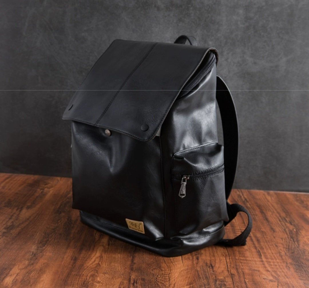 THREE-BOX 15.6"Laptop Large Capacity Unisex Leather Backpack