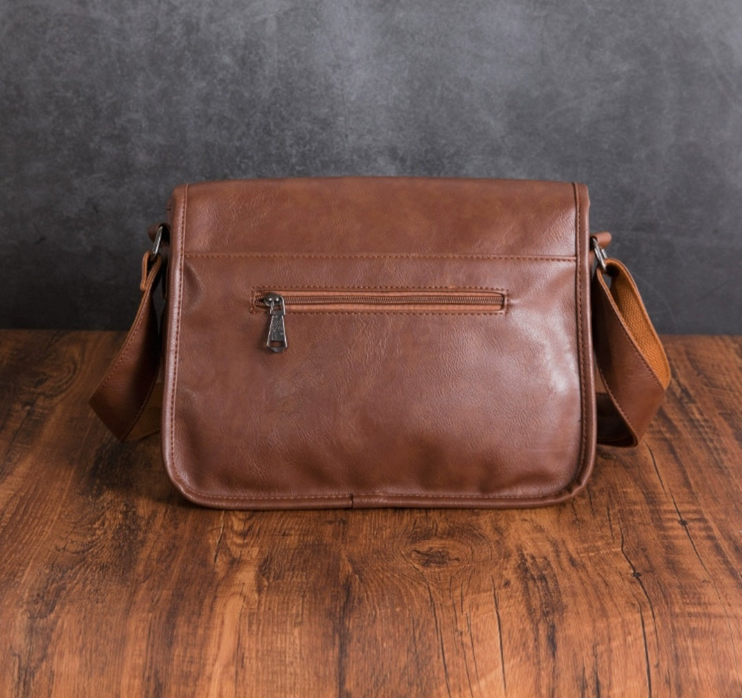 THREE-BOX Mini-Messenger / Cross-Body Bag Leather Shoulder Bag