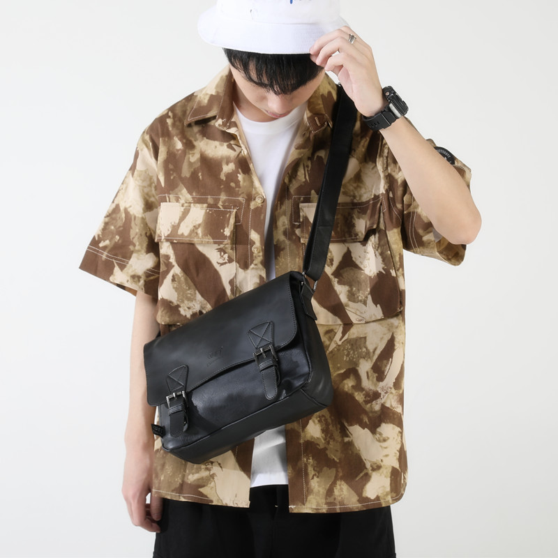 THREE-BOX Mini-Messenger / Cross-Body Bag